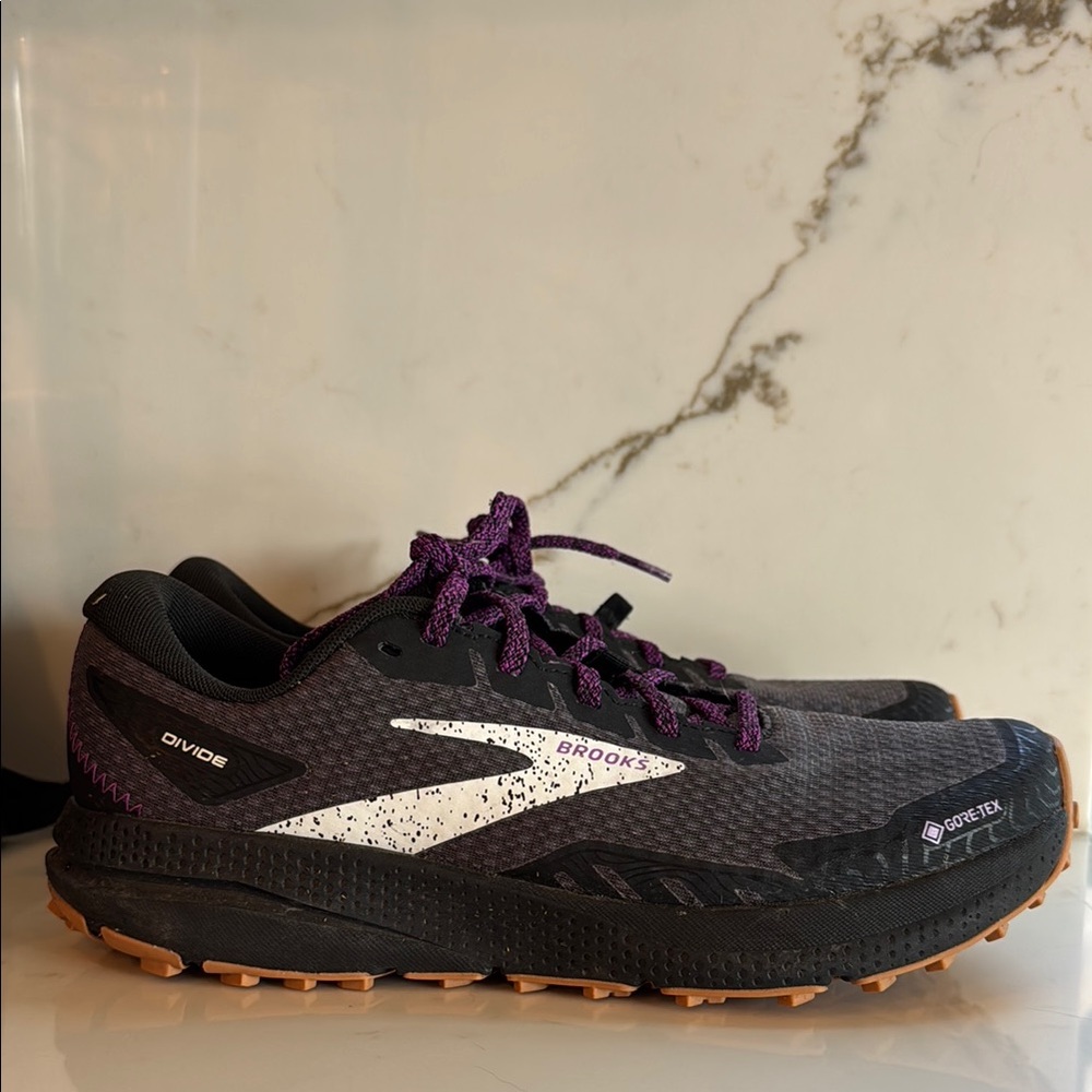 Brooks Women's Athletic waterproof trail Shoes - Black and Purple